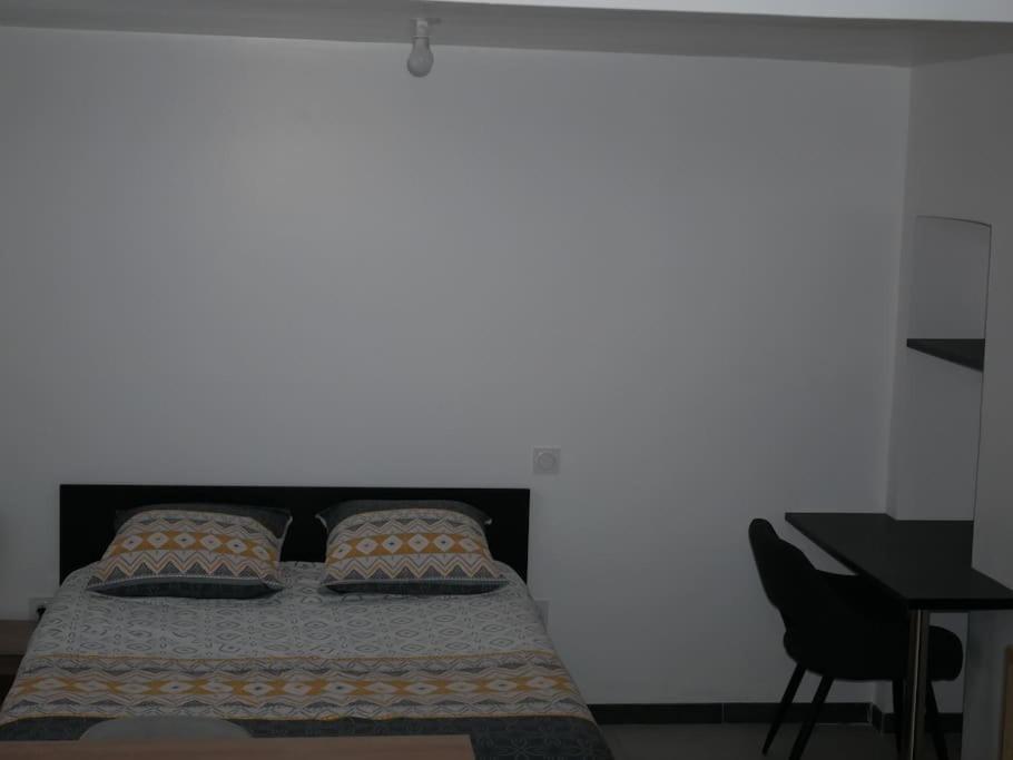 Studio Independant, Au Calme. 라로츠수르욘 외부 사진